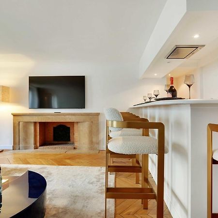 Elegant Apartment - 2Bd-6P - Avenue Montaigne ปารีส ภายนอก รูปภาพ