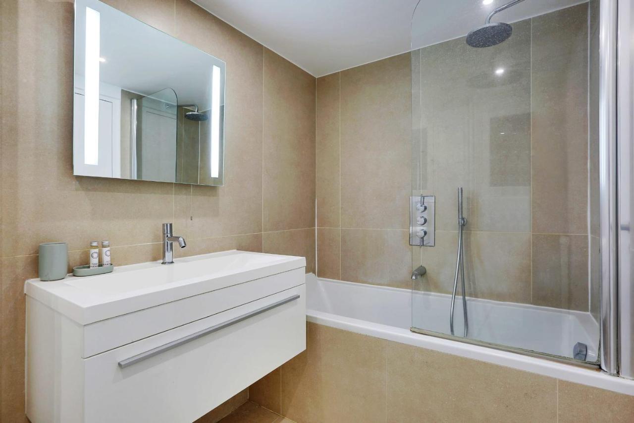 Elegant Apartment - 2Bd-6P - Avenue Montaigne ปารีส ภายนอก รูปภาพ